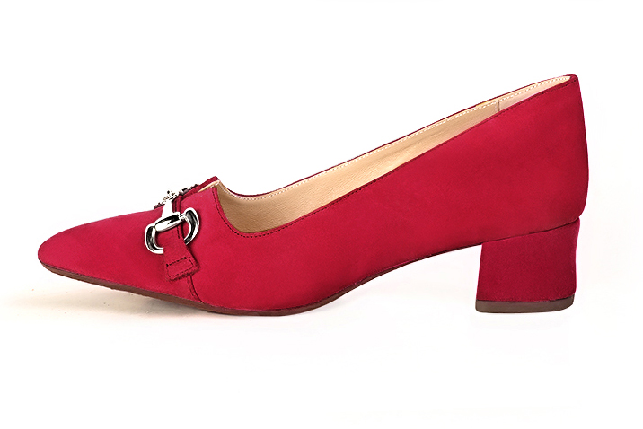 Cardinal red women's dress pumps,with a square neckline. Tapered toe. Low flare heels. Profile view - Florence KOOIJMAN